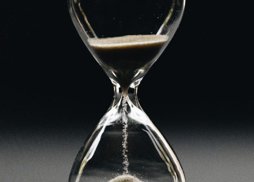 clear hour glass